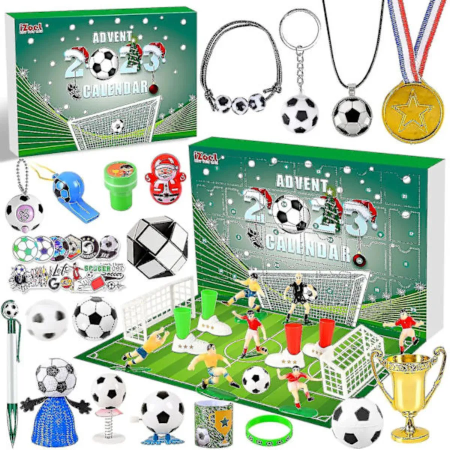 Mike fotballjulekalender med medalje og fløyte
